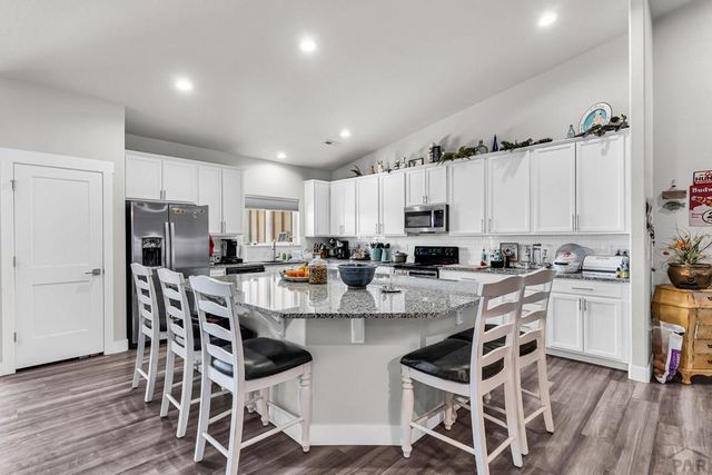 1330 N Dailey Dr, Pueblo West, CO 81007