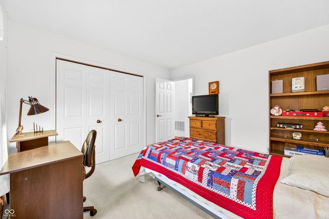 631 N Shore Boulevard, Franklin, IN 46131