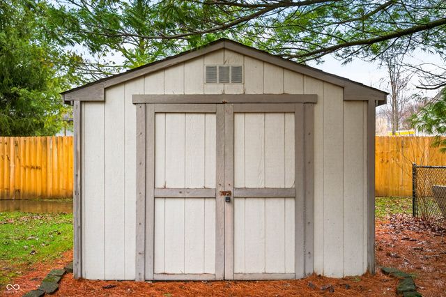 631 N Shore Boulevard, Franklin, IN 46131