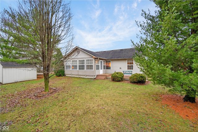 631 N Shore Boulevard, Franklin, IN 46131