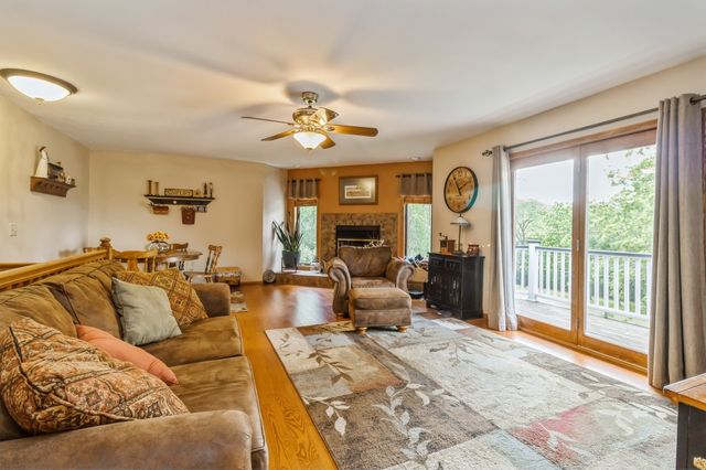 1460 South Shore Drive, Knoxville, IA 50138