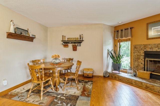 1460 South Shore Drive, Knoxville, IA 50138