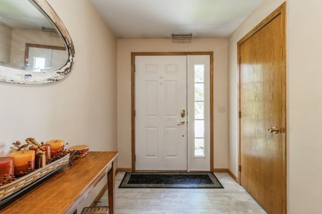 1460 South Shore Drive, Knoxville, IA 50138