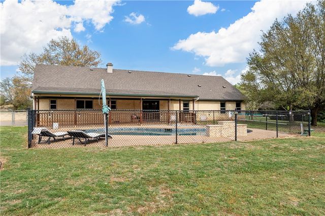 130 Spring Lane, China Spring, TX 76633