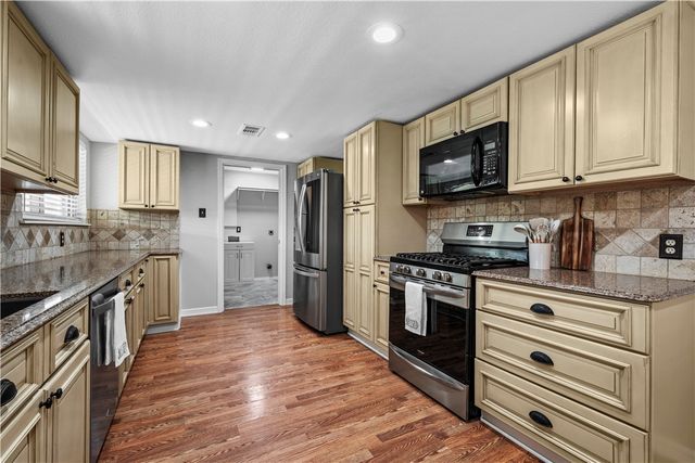 130 Spring Lane, China Spring, TX 76633