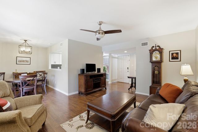 9319 S Vicksburg Park Court, Charlotte, NC 28210