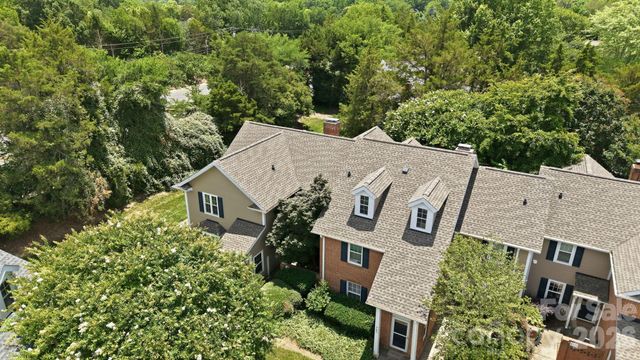9319 S Vicksburg Park Court, Charlotte, NC 28210