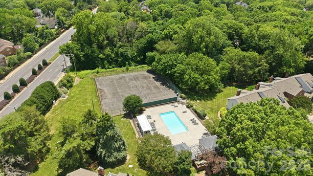 9319 S Vicksburg Park Court, Charlotte, NC 28210