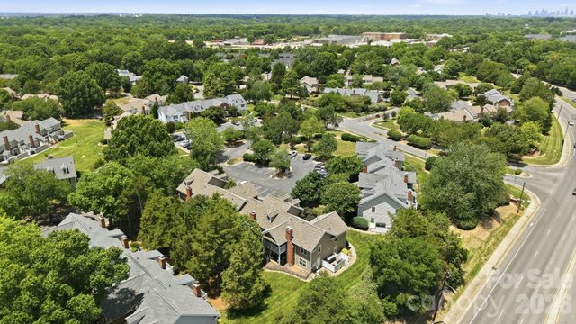 9319 S Vicksburg Park Court, Charlotte, NC 28210