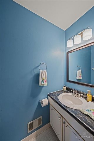 8175 Timbercreek Drive, Anderson Twp, OH 45244