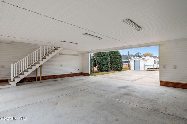 1370 Hope Drive, Greenville, NC 27858