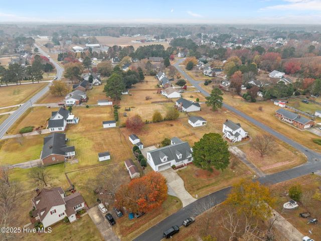 1370 Hope Drive, Greenville, NC 27858