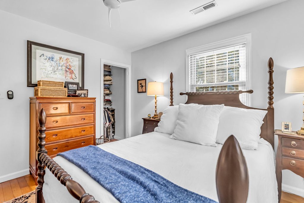 Image 16 of property listing at 38 Anita Drive, Charleston, SC 29407