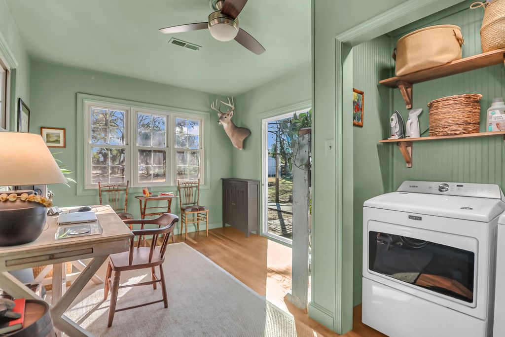 Image 26 of property listing at 38 Anita Drive, Charleston, SC 29407