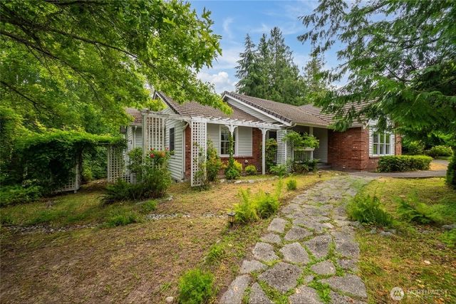 200 Lilac Drive, Mount Vernon, WA 98273