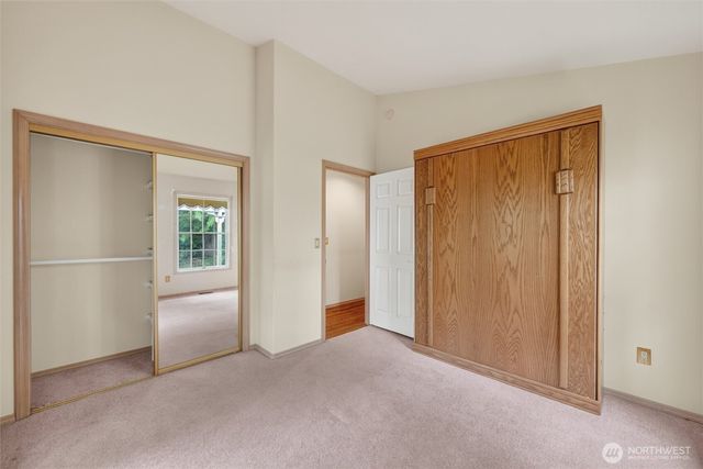 200 Lilac Drive, Mount Vernon, WA 98273
