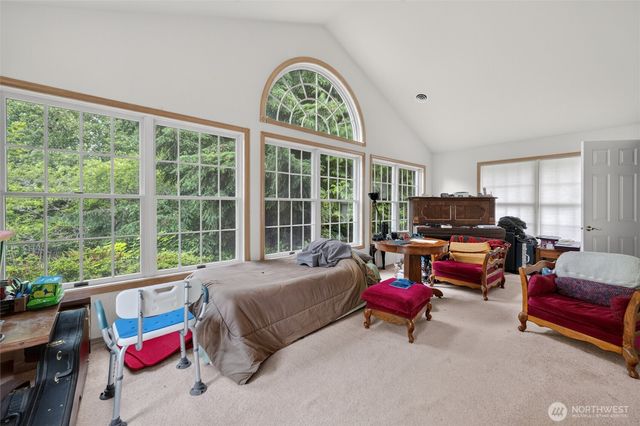200 Lilac Drive, Mount Vernon, WA 98273