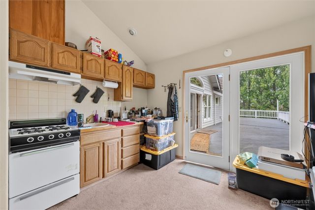 200 Lilac Drive, Mount Vernon, WA 98273
