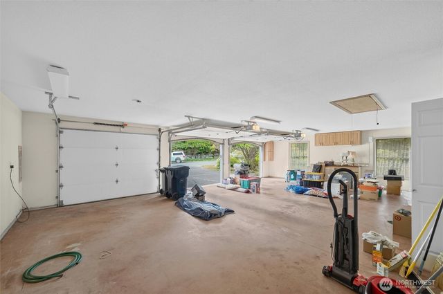 200 Lilac Drive, Mount Vernon, WA 98273