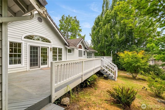 200 Lilac Drive, Mount Vernon, WA 98273
