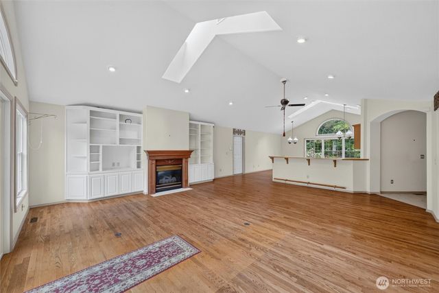 200 Lilac Drive, Mount Vernon, WA 98273