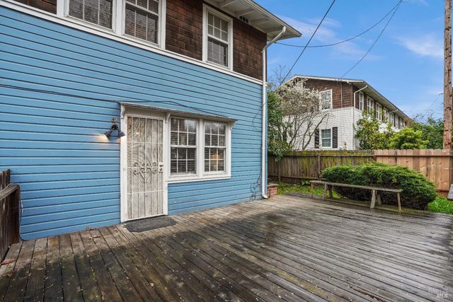 26 Baldwin St, Vallejo, CA 94590