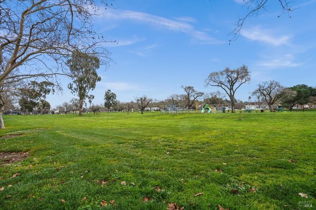 26 Baldwin St, Vallejo, CA 94590