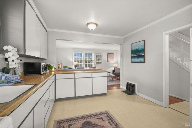 26 Baldwin St, Vallejo, CA 94590