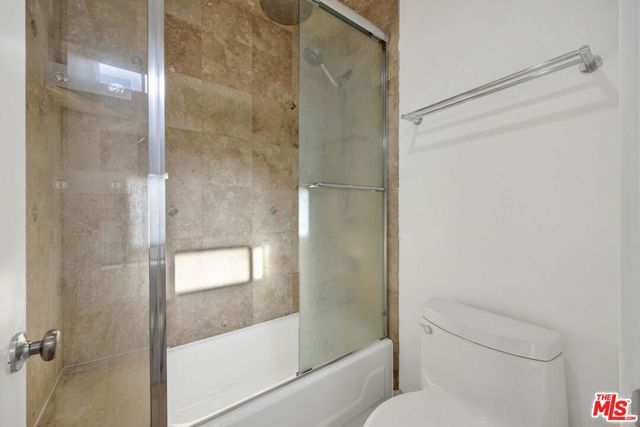 5460 White Oak Avenue G305, Encino (los Angeles), CA 91316