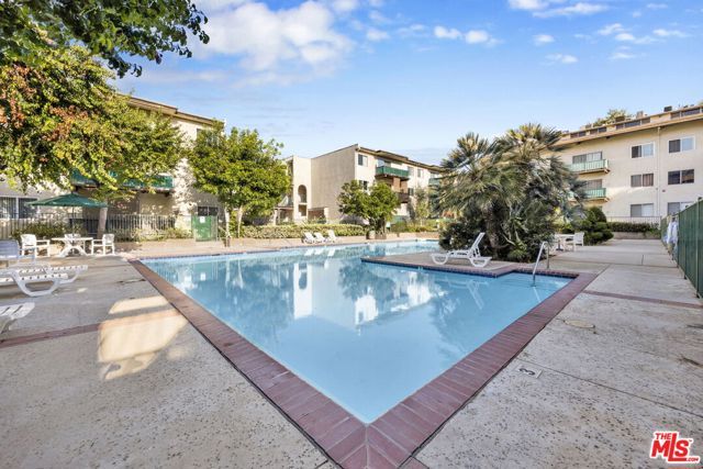 5460 White Oak Avenue G305, Encino (los Angeles), CA 91316