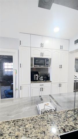 2145 SW 76th Ave, Miami, FL 33155