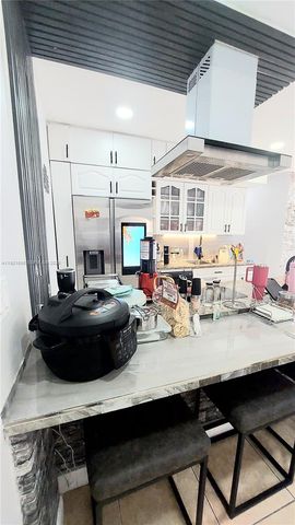 2145 SW 76th Ave, Miami, FL 33155