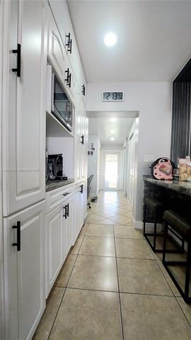 2145 SW 76th Ave, Miami, FL 33155