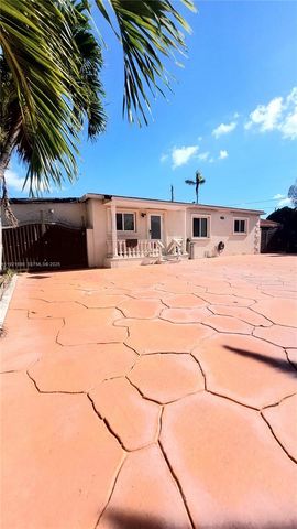 2145 SW 76th Ave, Miami, FL 33155