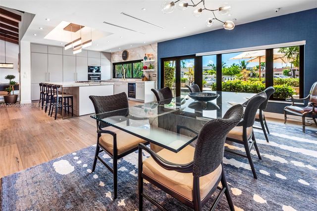 3444 NE 167th St, North Miami Beach, FL 33160