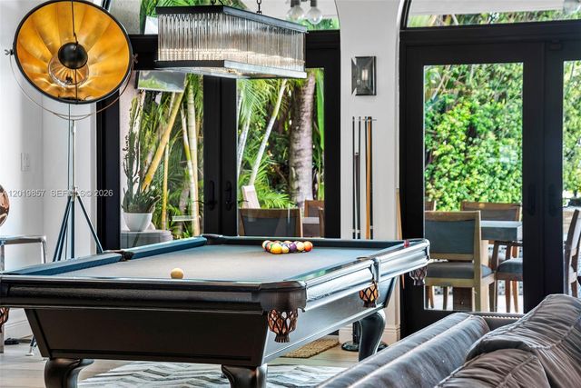 3444 NE 167th St, North Miami Beach, FL 33160