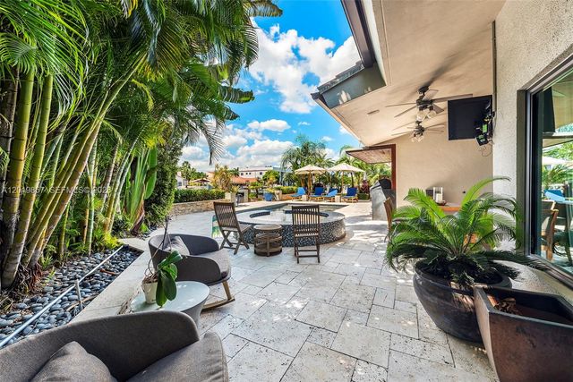 3444 NE 167th St, North Miami Beach, FL 33160