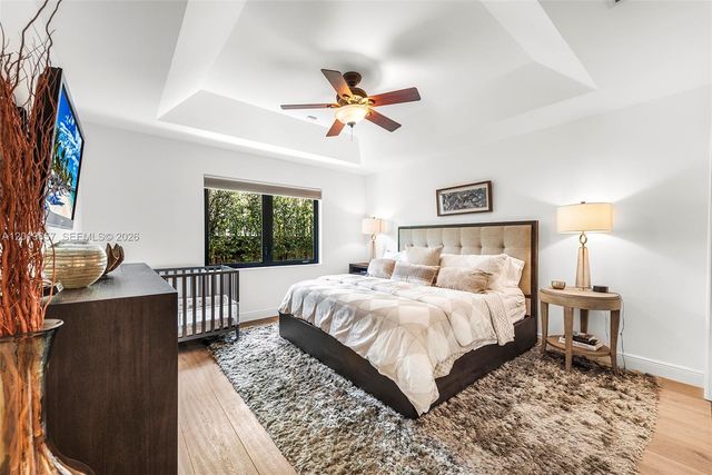 3444 NE 167th St, North Miami Beach, FL 33160