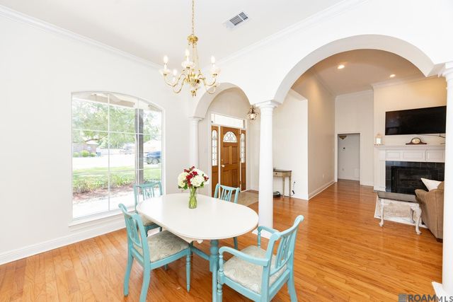 407 Gleason St, Brusly, LA 70719