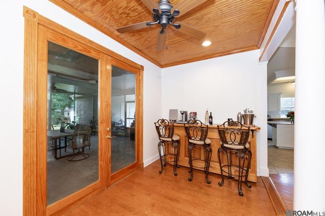 407 Gleason St, Brusly, LA 70719