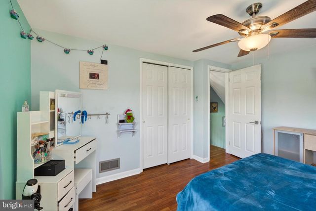 83 HAWTHORNE AVE, Gilbertsville, PA 19525