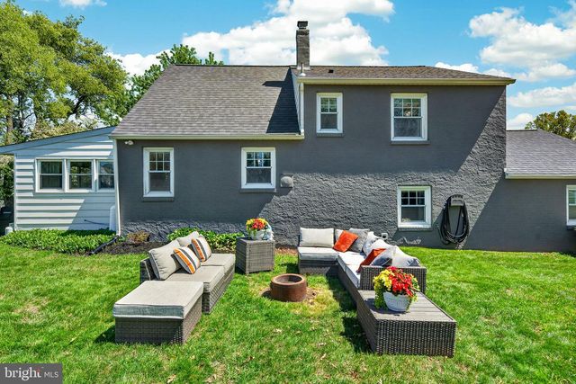 83 HAWTHORNE AVE, Gilbertsville, PA 19525