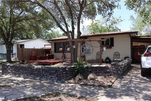 2217 Roslyn St, Corpus Christi, TX 78416