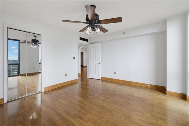 2870 Pharr Court South NW 2006, Atlanta, GA 30305
