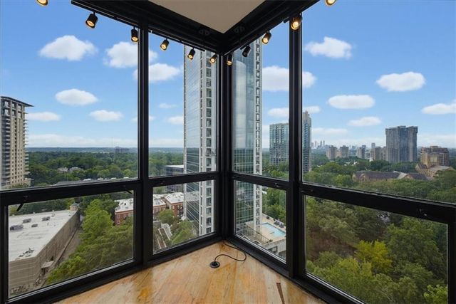 2870 Pharr Court South NW 2006, Atlanta, GA 30305