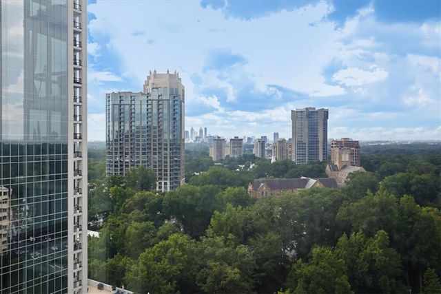 2870 Pharr Court South NW 2006, Atlanta, GA 30305