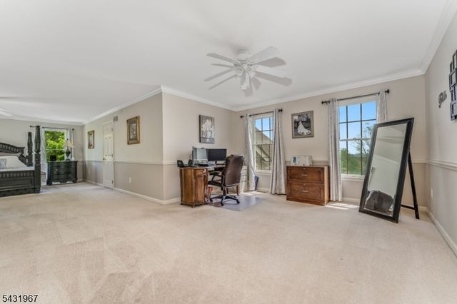 26 Alpaugh Dr, Bethlehem Twp., NJ 08802