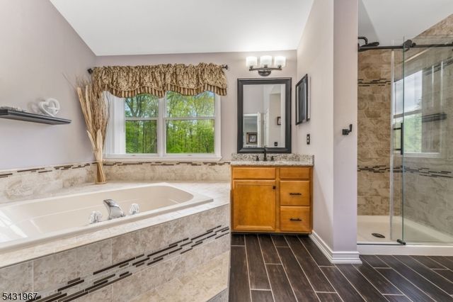 26 Alpaugh Dr, Bethlehem Twp., NJ 08802