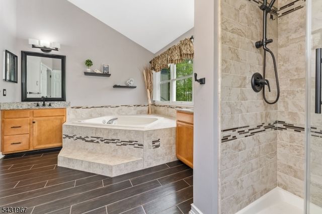 26 Alpaugh Dr, Bethlehem Twp., NJ 08802