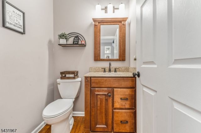 26 Alpaugh Dr, Bethlehem Twp., NJ 08802